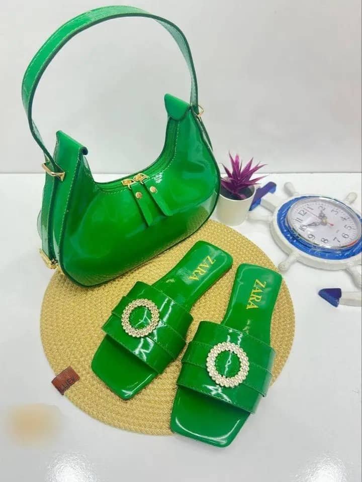 Sacs à main et de chaussures légères féminin